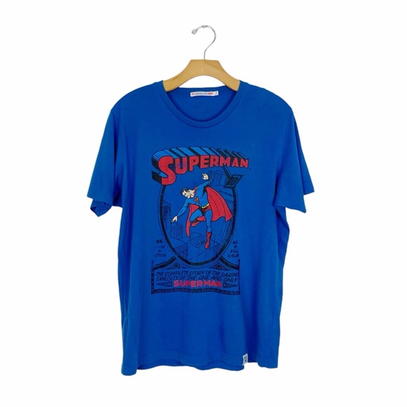 Uniqlo DC Comics Superman T-shirt Blue Size Medium - Picture 1 of 12
